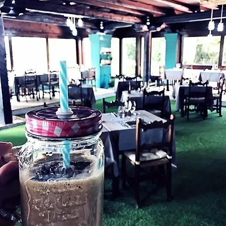 El Rustego Hotel